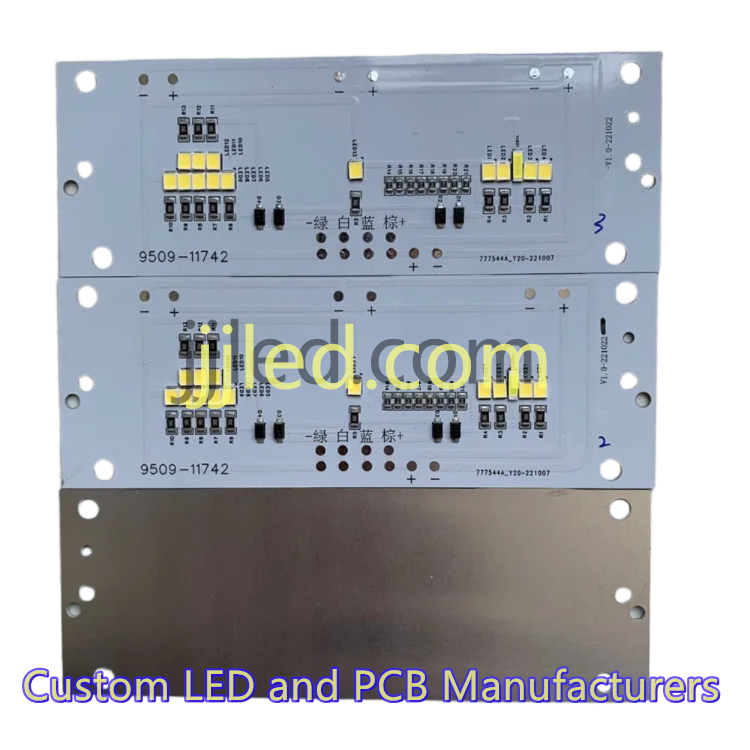 Vantaggi dei PCB LED in Alluminio nella Gestione Termica